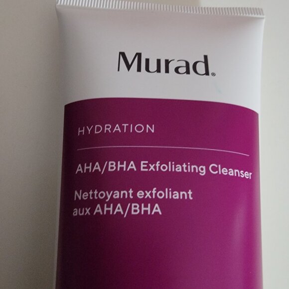 Murad Hydration AHA/BHA Exfoliating Cleanser - Picture 6 of 10